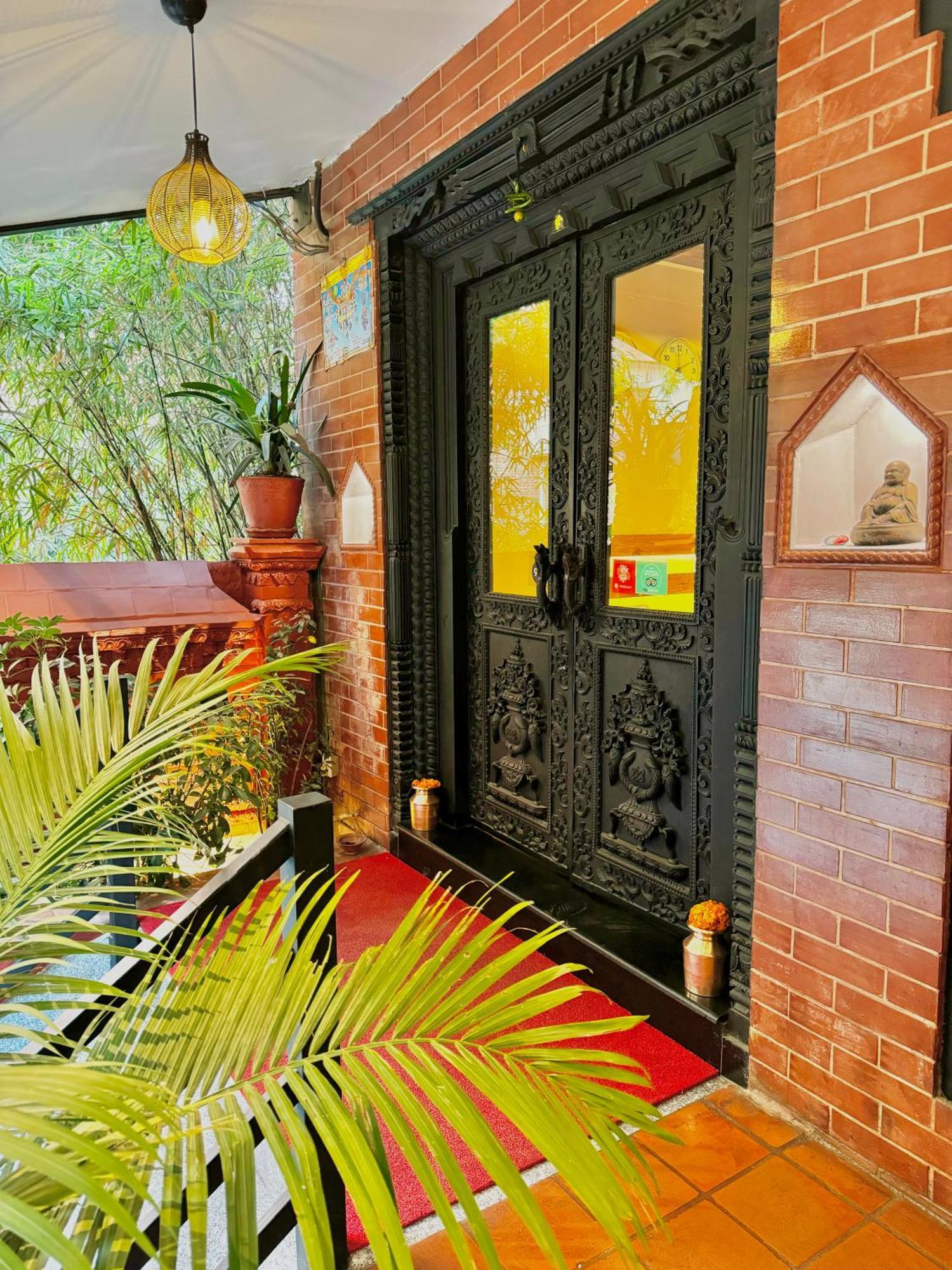Kumari Boutique Hotel Kathmandu Exteriör bild
